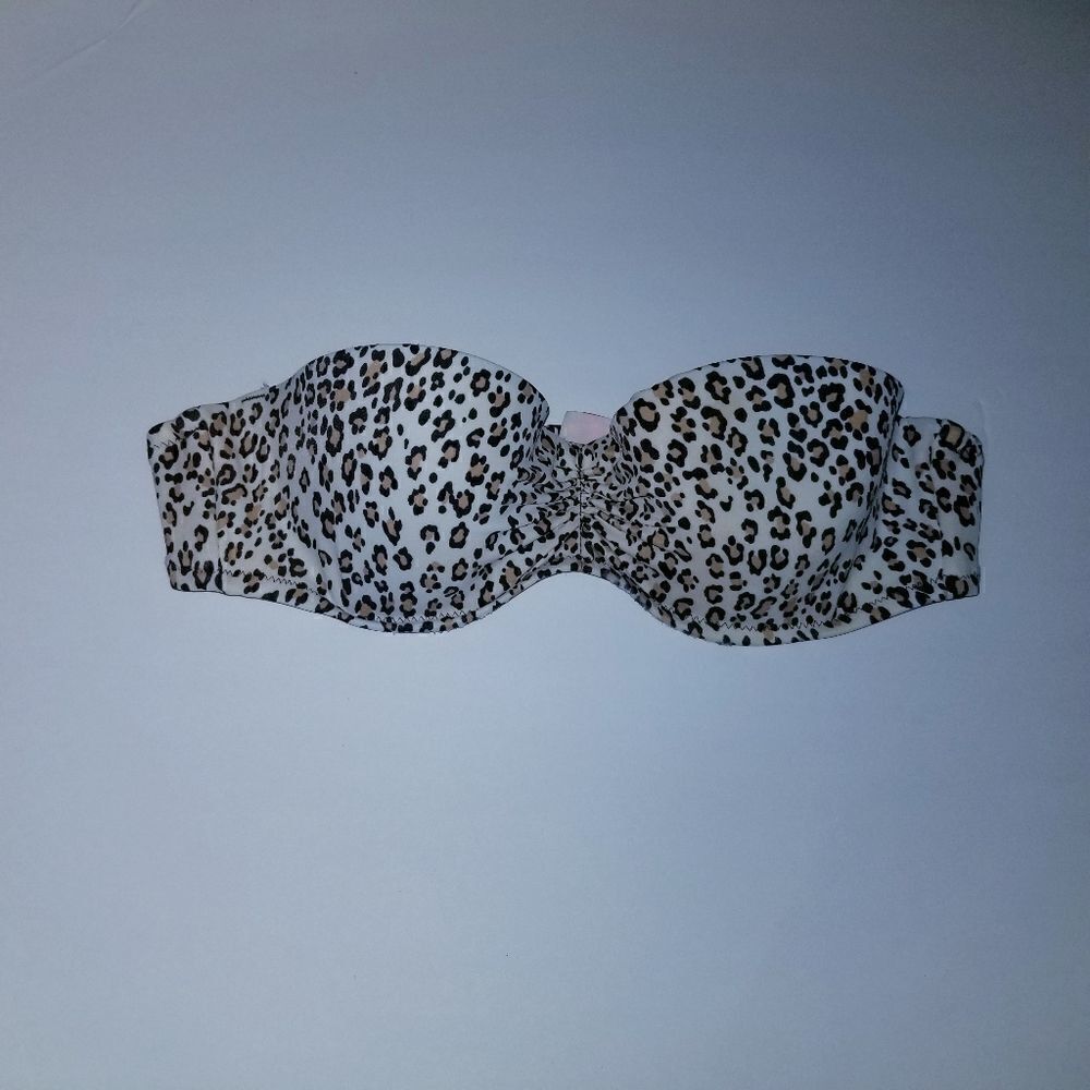 Victoria's secret 36 A swimsuit top strapless.